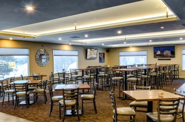 Hotel facility shots of Town & Country Inn and Resort in Shelburne, NH